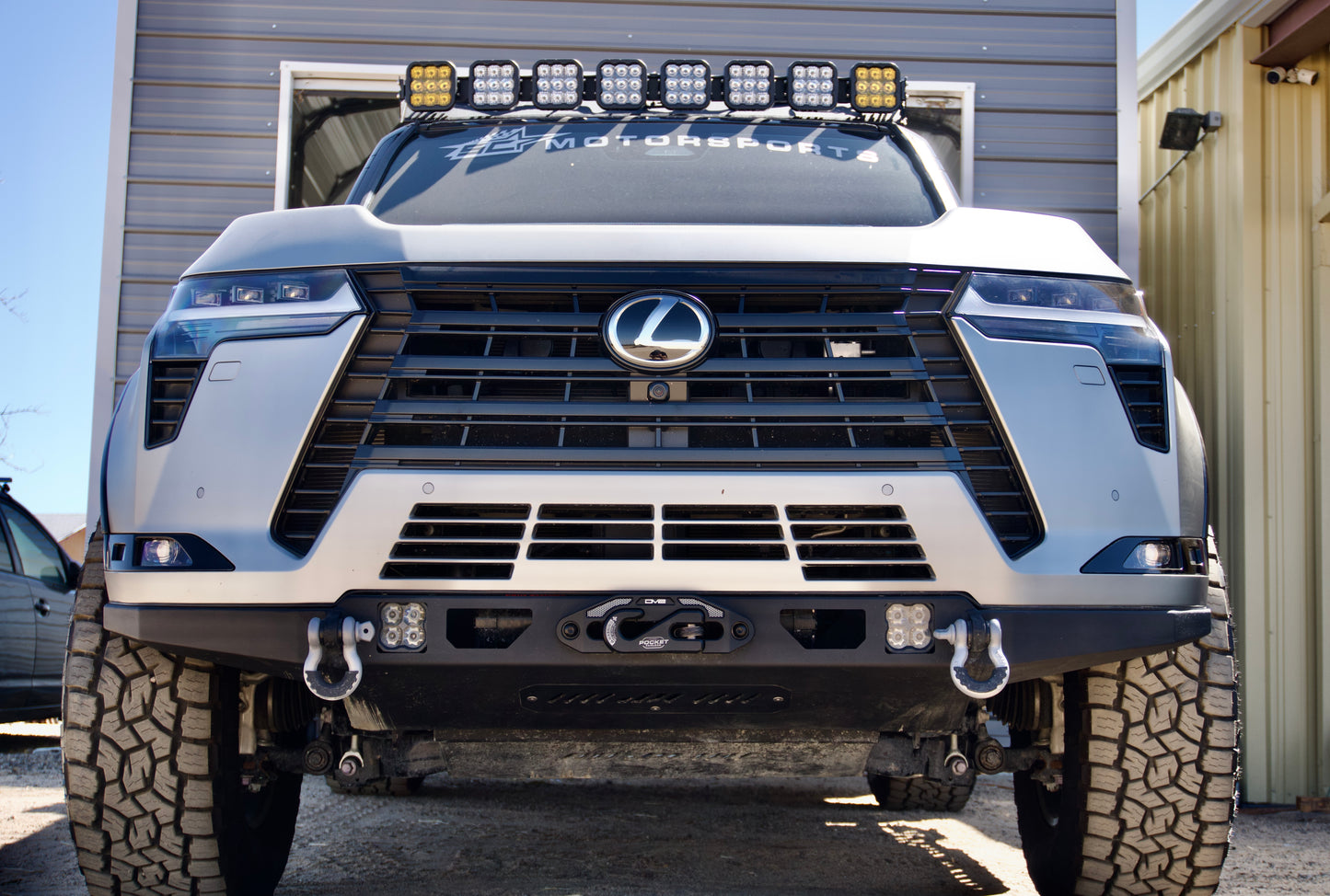 GX550 LOW CUT FRONT WINCH BUMPER.