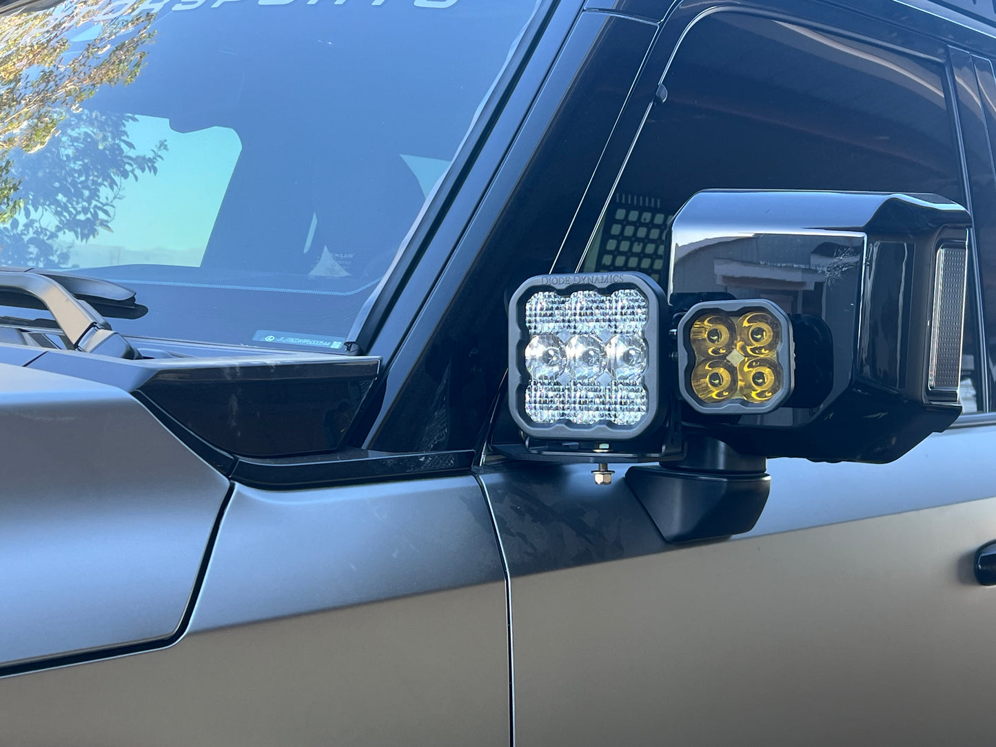 LEXUS GX550/LC250 DITCH LIGHT BRACKETS